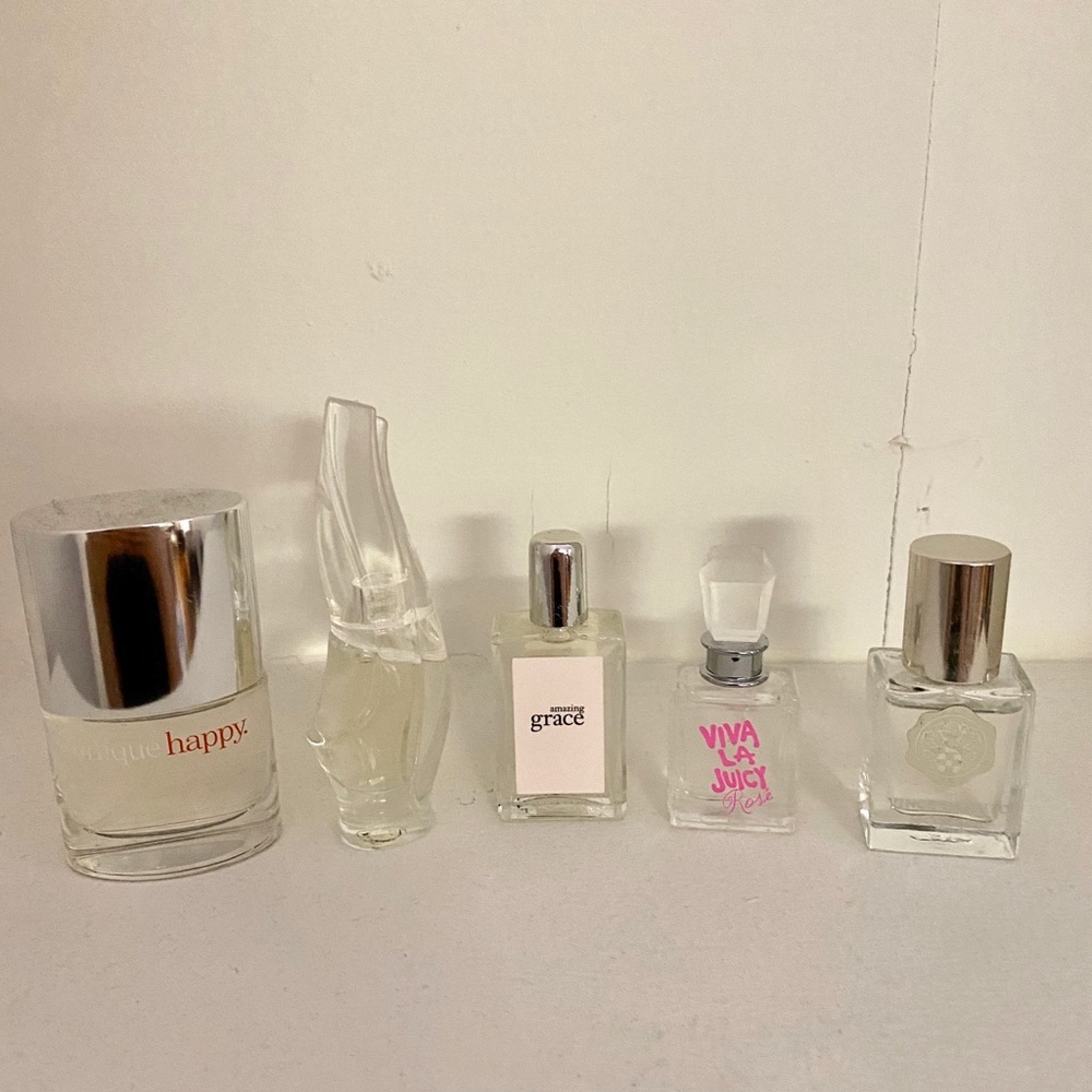 Various small perfumes